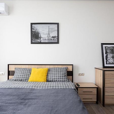 069 Apartment Near Airport In A New Building Kiev Bagian luar foto