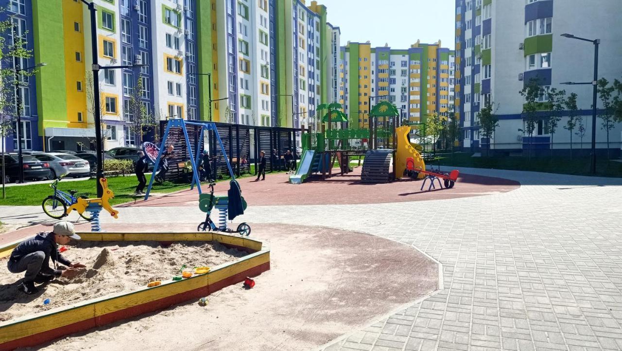 069 Apartment Near Airport In A New Building Kiev Bagian luar foto